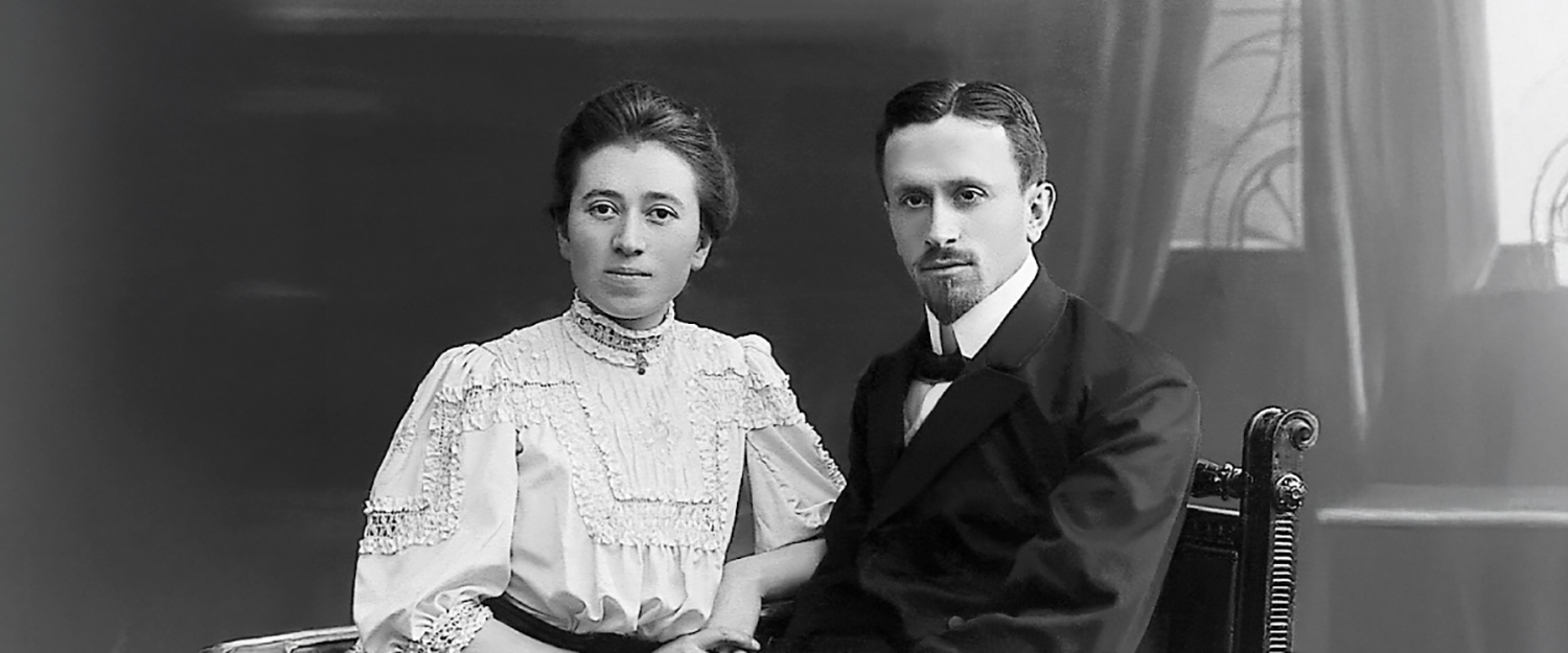 cbm founder Ernst Jakob Christoffel in Turkey in 1907 with his sister