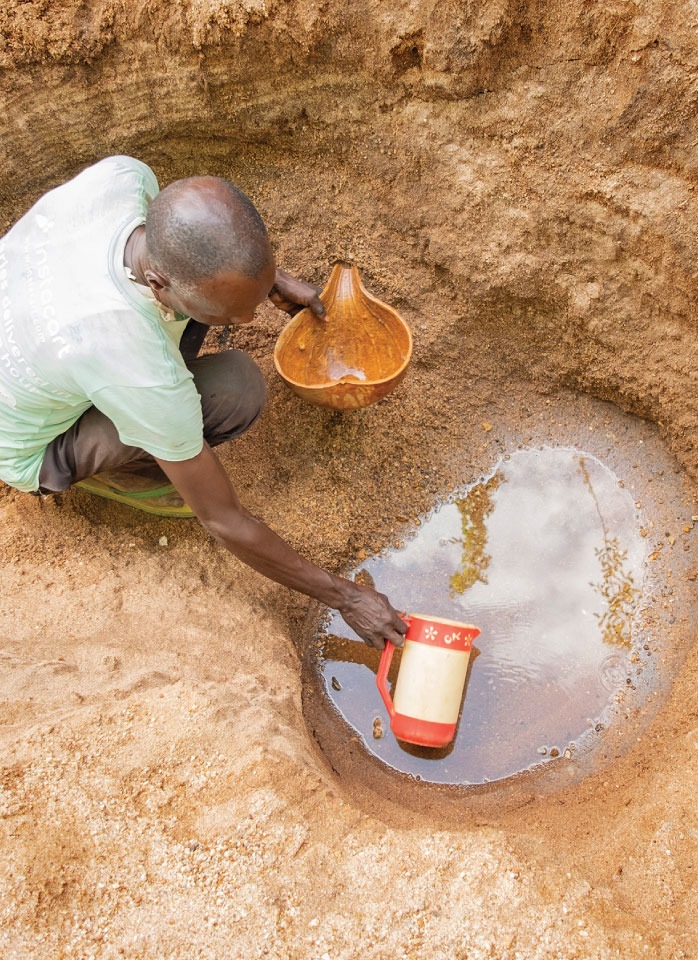 In Kenya, Sofia received aid through a cbm-partnered programme.]
